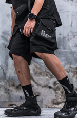 black cargo shorts - Vignette | OFF-WRLD