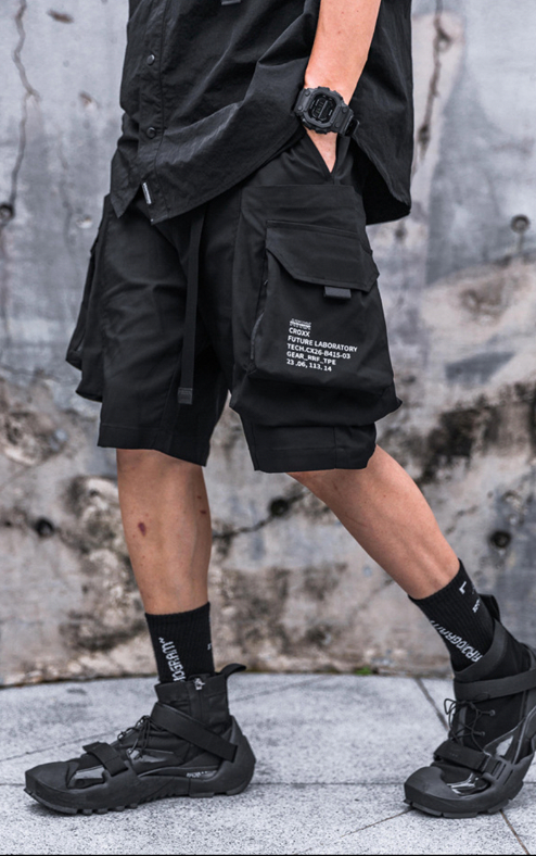 black cargo shorts