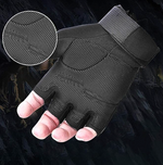 black tactical fingerless gloves - Vignette | OFF-WRLD